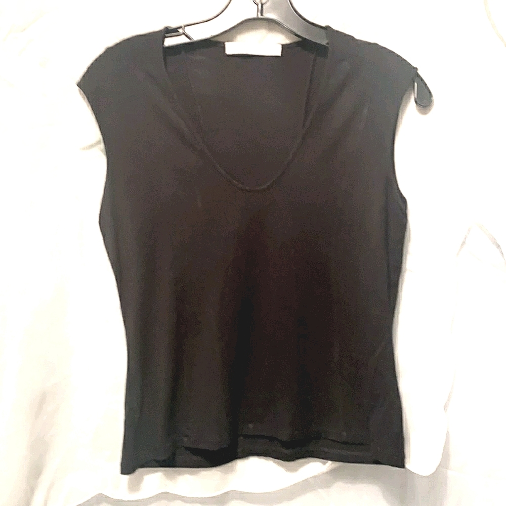 BP STUDIO BLK V-NECK STRETCH TANK SZ M